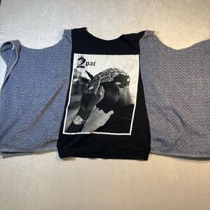 The Morgan factory Tupac poncho